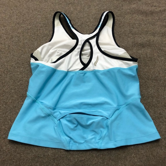 Nike tennis shirt - Picture 2 of 5